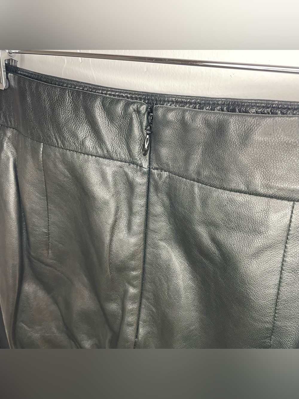 Loft Genuine Leather Black Paneled Pencil Mini Skirt - Picture 6 of 8